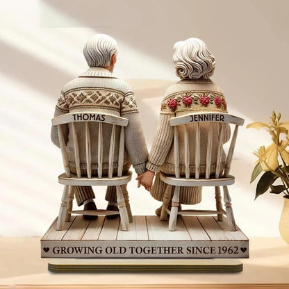 Nejlepší dárek pro seniory v roce 2025 – dřevěná soška jako symbol lásky a věrnosti