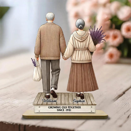 Nejlepší dárek pro seniory v roce 2025 – dřevěná soška jako symbol lásky a věrnosti