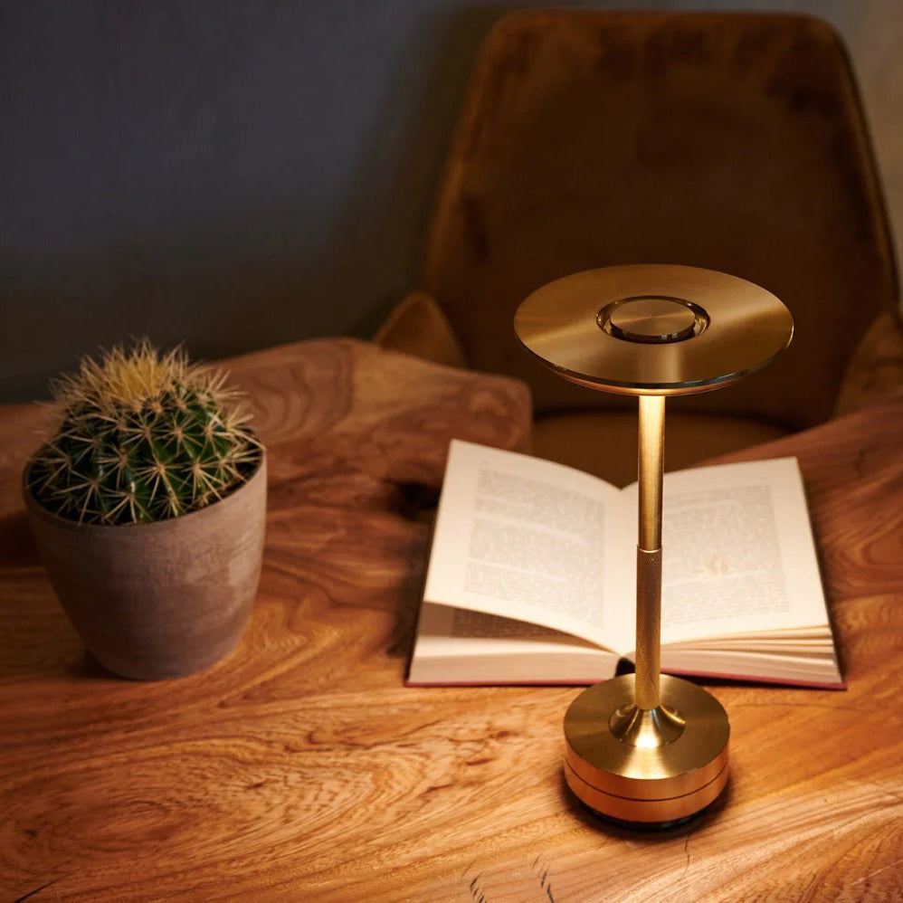 Coeurva Bezdrátová ochrana očí Energeticky úsporná stolní lampa Noční světlo